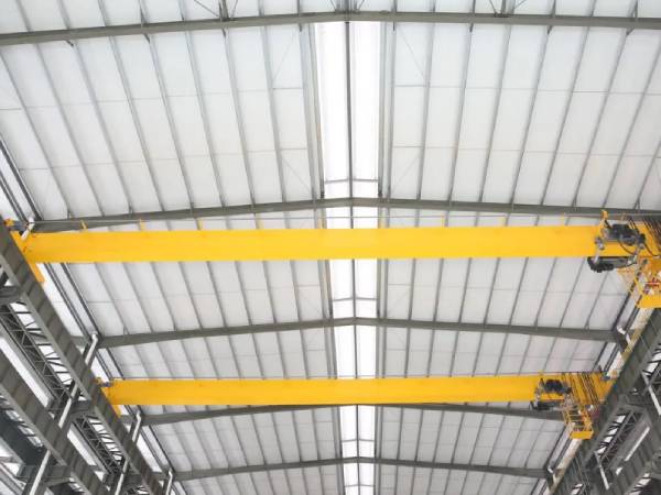 單梁起重機(jī)工業(yè)遙控器相比民用遙控器在接線上有何特殊要求？